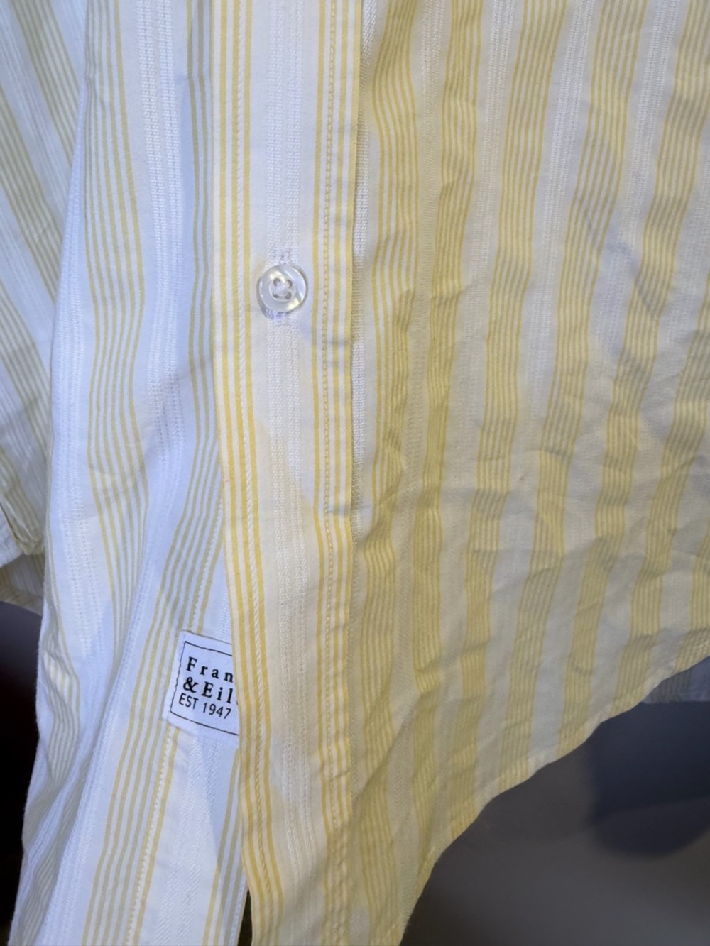 FRANK & EILEEN Silvo Untuckable Button up Shirt - Picture 5 of 8